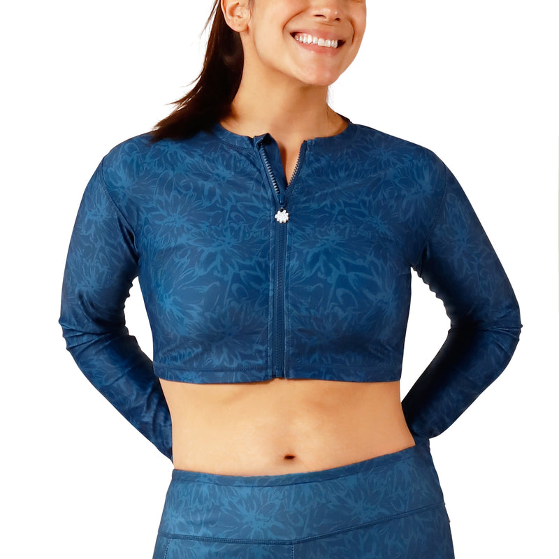 women's active swim shrug in midnight garden|midnight-garden